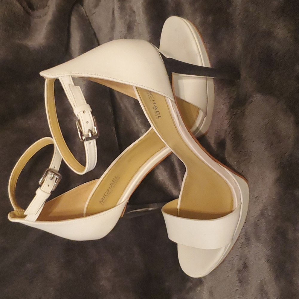 Michael Kors white leather heels